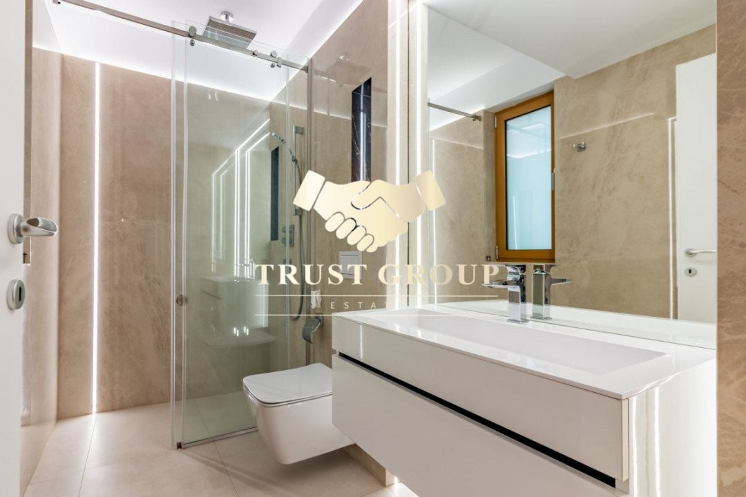 Ultracentral -Triplex