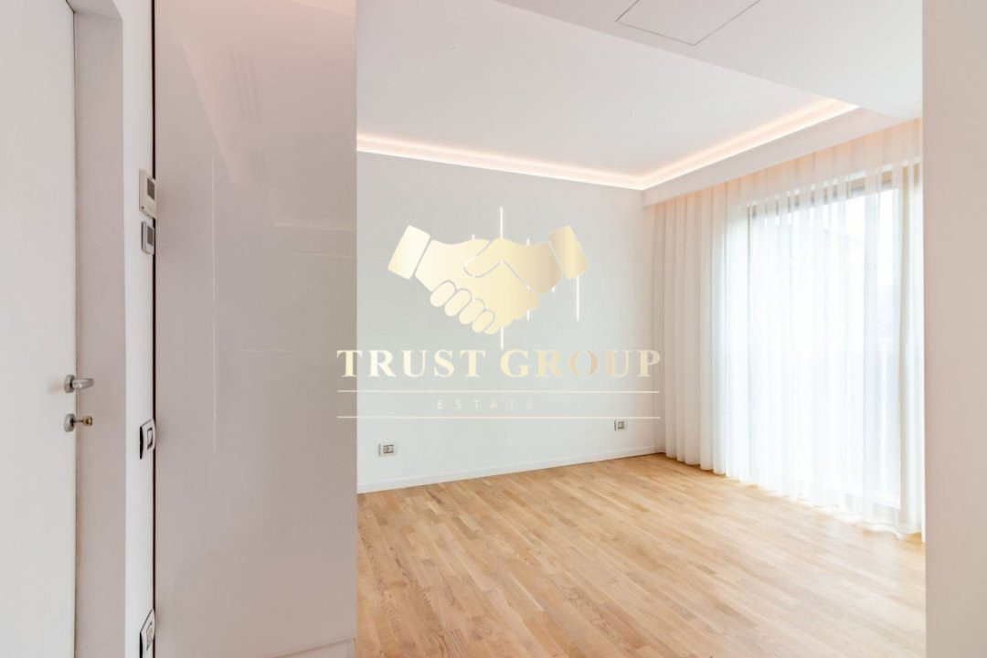 Ultracentral -Triplex