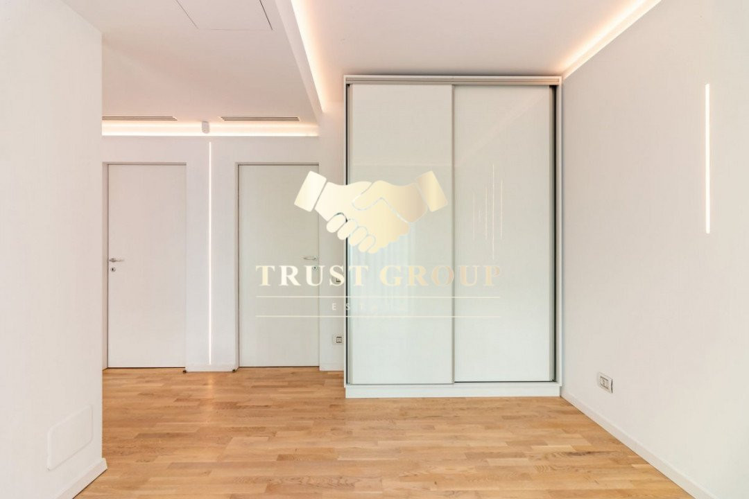 Ultracentral -Triplex