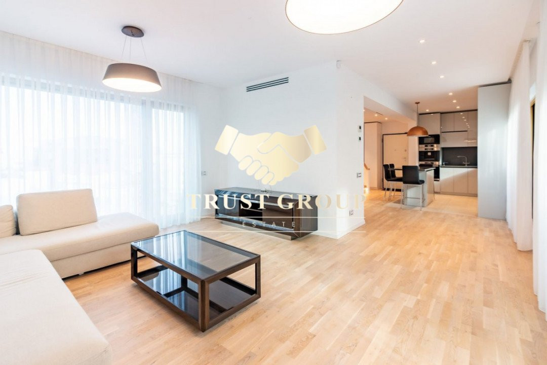 Ultracentral -Triplex