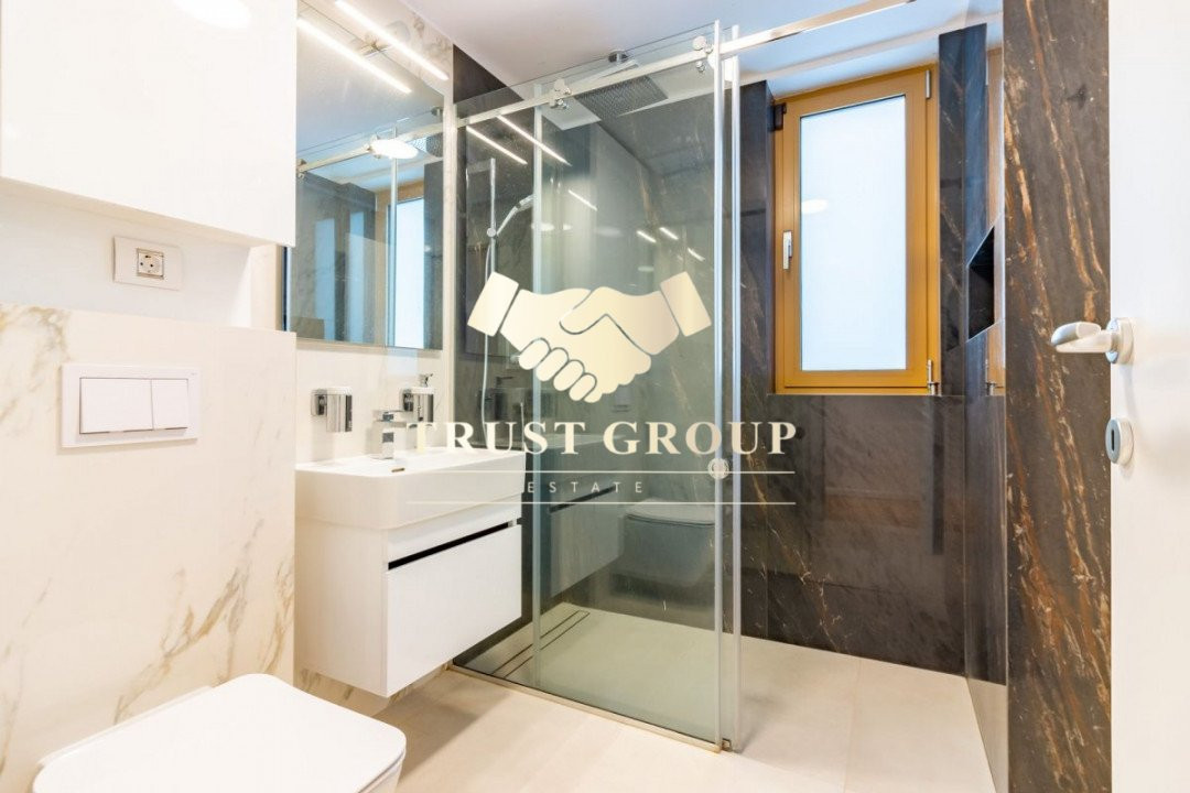 Ultracentral -Triplex