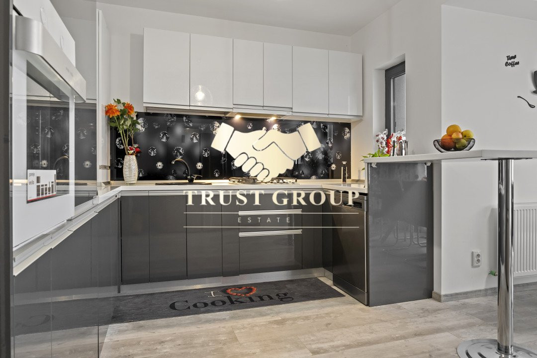  Ideală pentru Familii sau Businessuri -Casa\Vila 9 Camere -  Teren de 700 mp -