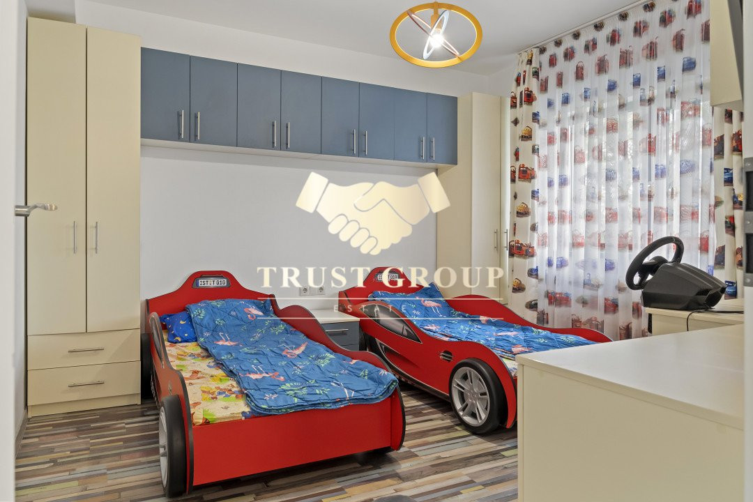  Ideală pentru Familii sau Businessuri -Casa\Vila 9 Camere -  Teren de 700 mp -