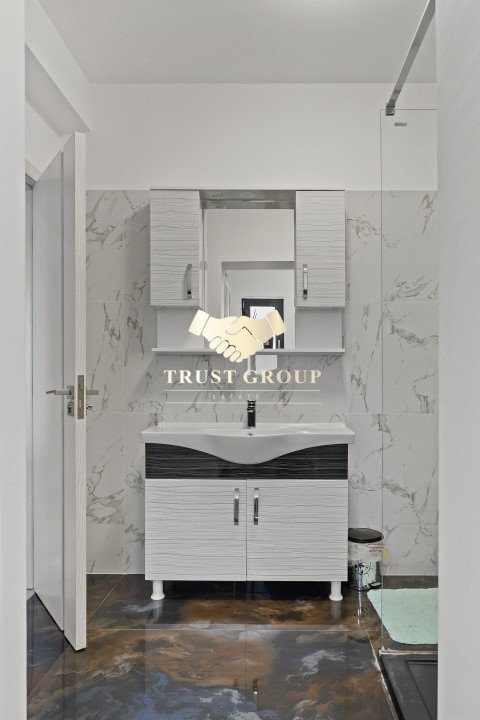  Ideală pentru Familii sau Businessuri -Casa\Vila 9 Camere -  Teren de 700 mp -