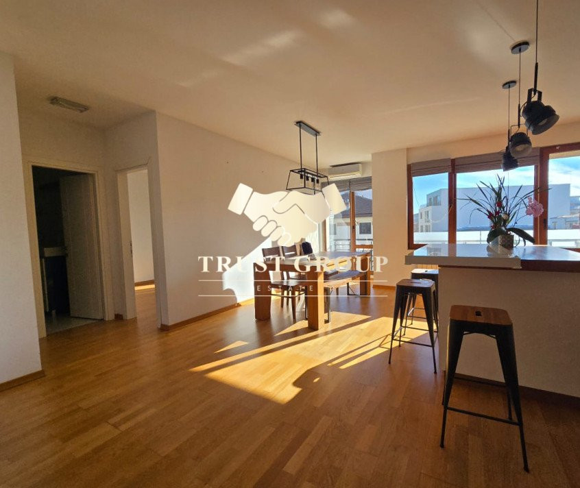 Apartament 3 camere bloc 2014 - etaj 2 din 6- centrala proprie