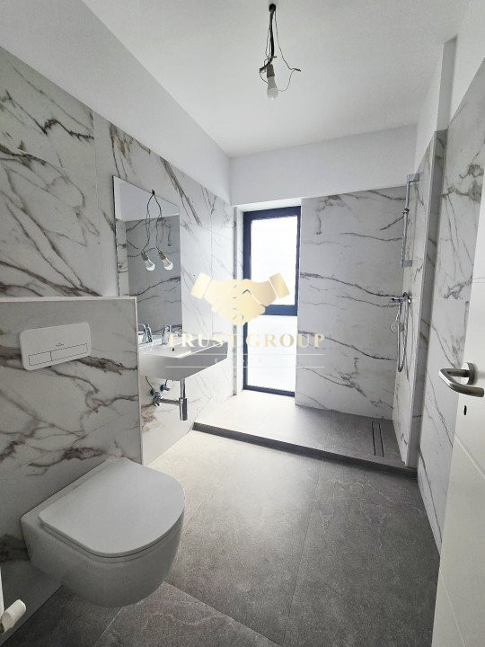  terasa 60mp -  Penthouse Duplex 4 camere