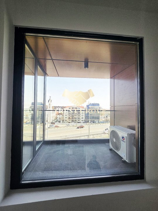  terasa 60mp -  Penthouse Duplex 4 camere