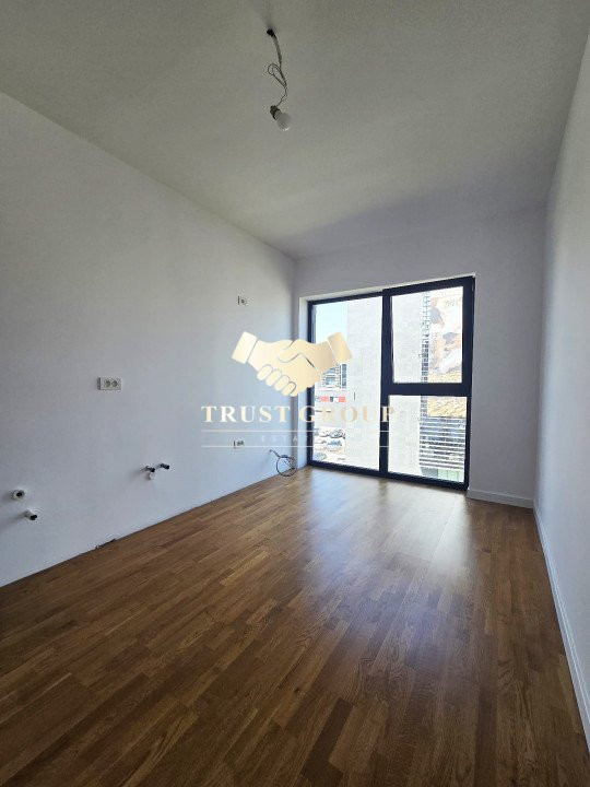  terasa 60mp -  Penthouse Duplex 4 camere