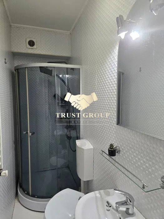 3 camere Gorjului | Loc de parcare | Bloc 2016 |