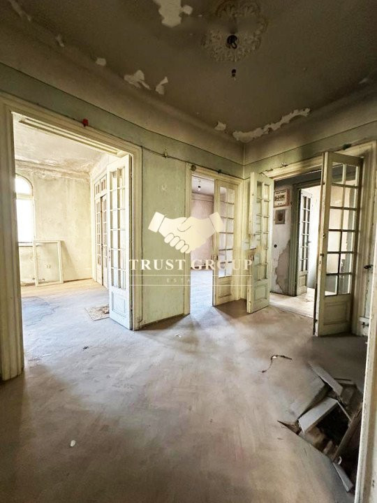   Proprietate de Excepție | Vilă Boierescă cu Arhitectură Autentică și Potențial