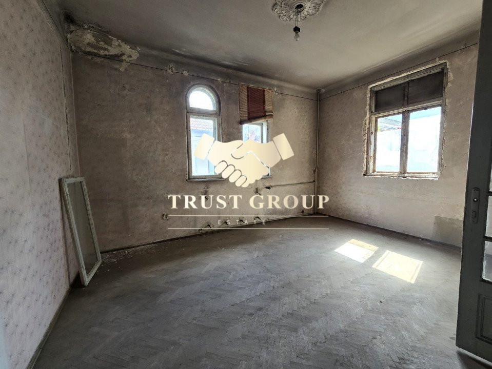   Proprietate de Excepție | Vilă Boierescă cu Arhitectură Autentică și Potențial