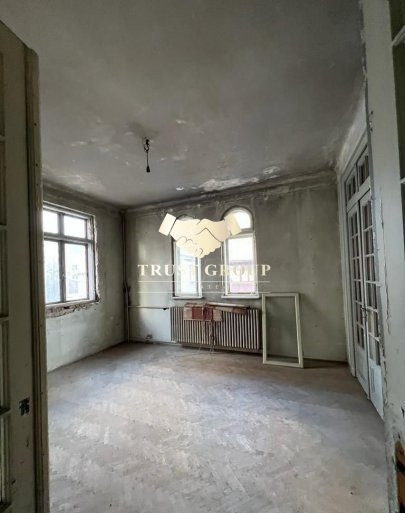   Proprietate de Excepție | Vilă Boierescă cu Arhitectură Autentică și Potențial