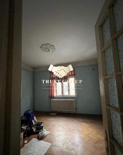   Proprietate de Excepție | Vilă Boierescă cu Arhitectură Autentică și Potențial