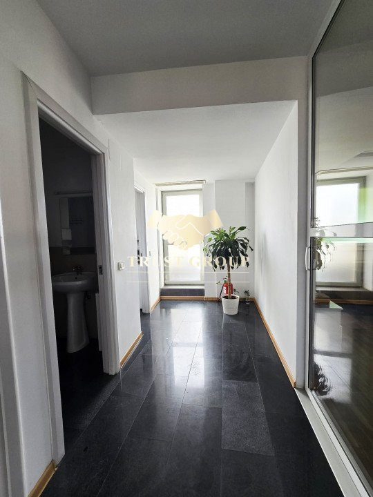 – birouri, hotel, clinica sau business exclusiv - Imobil multifuncțional D+P+2+M