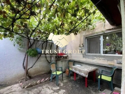 Casa de vanzare curte individuala zona Stefan cel Mare