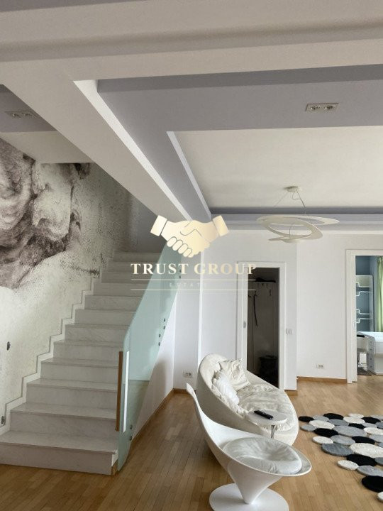  Apartament 5 camere de tip duplex  Stefan Cel Mare -Central Park 