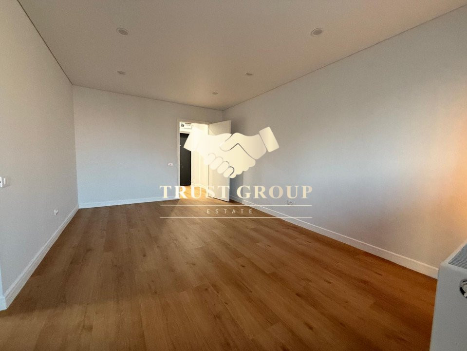 3 camere Favorit | Renovat Complet | 3 min metrou | 