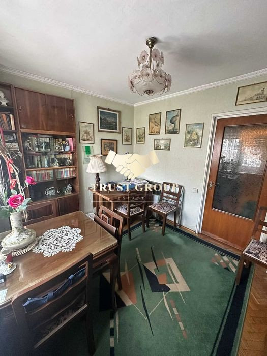 Apartament 3 camere Dorobanti | Imobil 1983