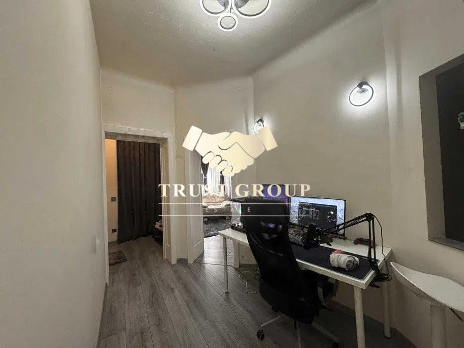 Apartament 2 camere Emniescu Pivnita+camera mansarda