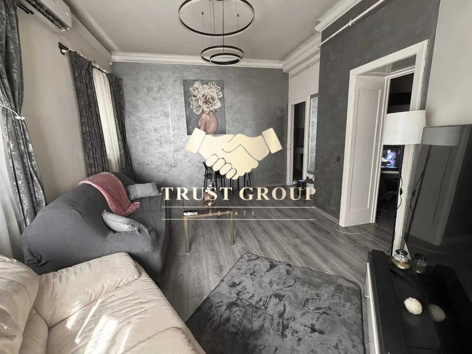 Apartament 2 camere Emniescu Pivnita+camera mansarda