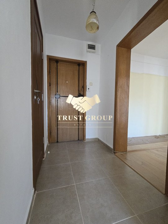 Apartament 3 camere 2 bai bloc 1987 