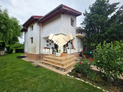  Casă 108 mp utili, teren 1750mp, șemineu, foișor, livadă, 3 dormitoare |CORNETU