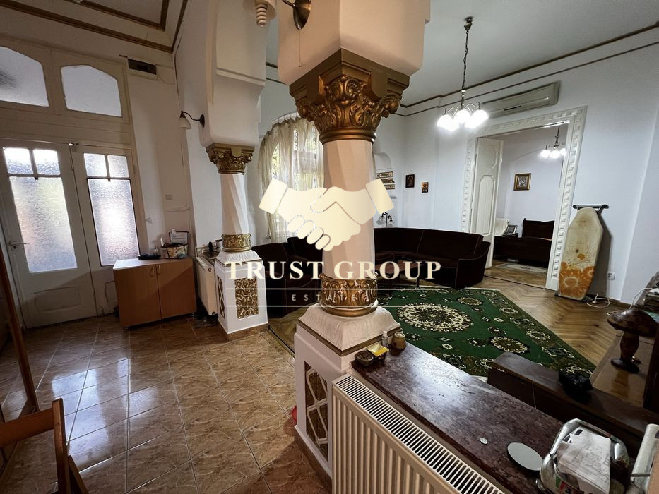 Victoriei-Apartament 3 camera în  Vila 