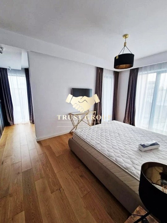   170mp + 2 locuri de parcare si 2 terase  Apartament 4 camere
