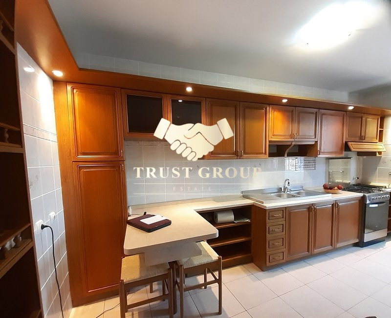  Apartament  3 camere -  Cotroceni Loc de parcare si boxa incluse - 