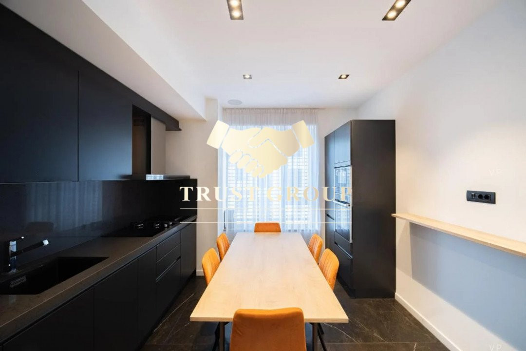 Penthouse - Laguna Residence cu view la Lac 