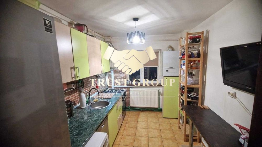 Apartament 3 camere Parcul Circului | Imobil 1986 | Vedere parc | Centrala 