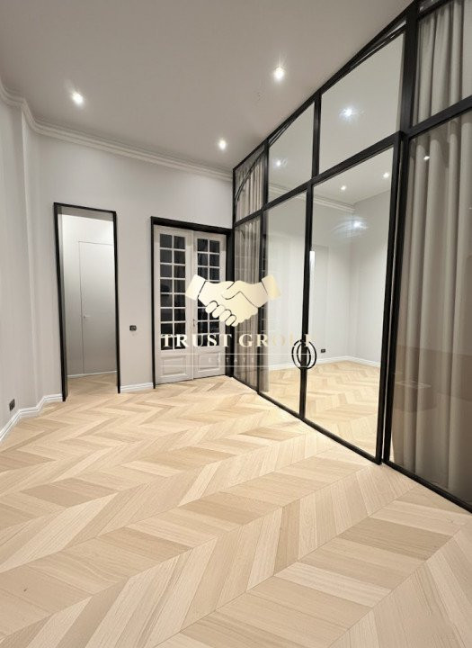 Apartament de lux cu design contemporan în vilă interbelică – Cartierul Armenesc