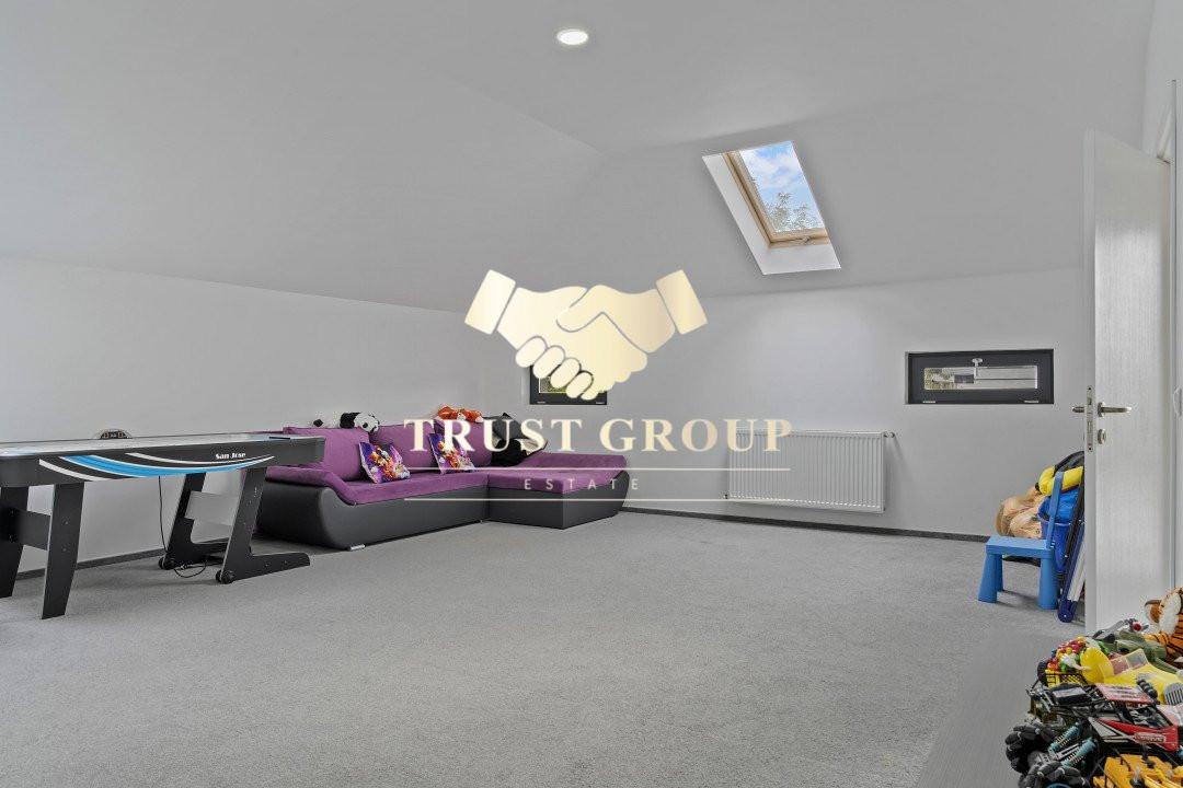  -Casa\Vila 9 Camere -  Teren de 700 mp - Ideală pentru Familii sau Businessuri