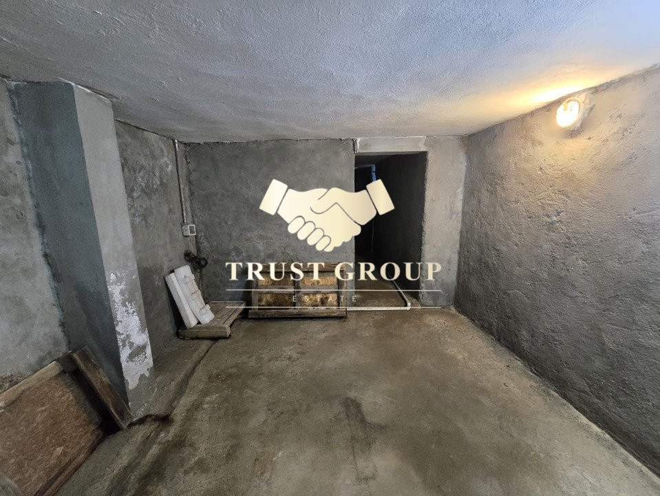  5 camere langa piata  Domenii Vila eleganta