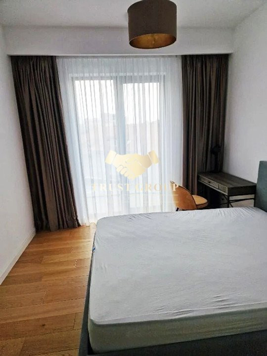   170mp + 2 locuri de parcare si 2 terase  Apartament 4 camere