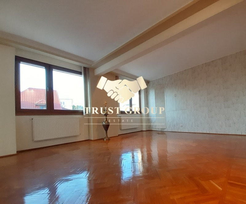  Apartament  3 camere -  Cotroceni Loc de parcare si boxa incluse - 