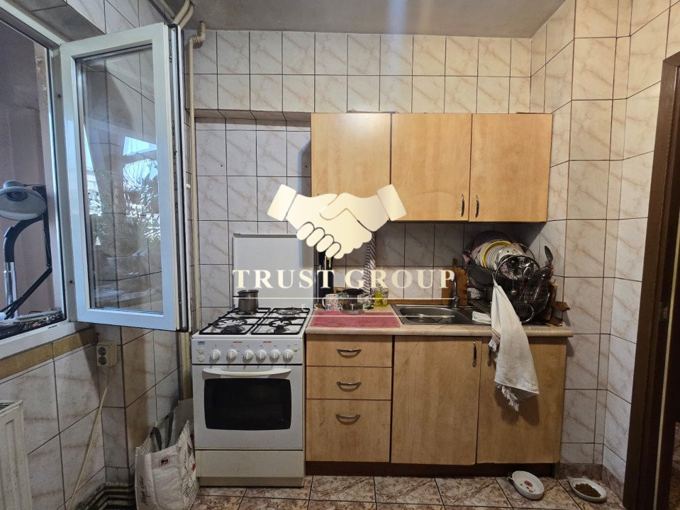 Apartament 3 camere Titulescu-Banu Manta - CENTRALA PROPRIE