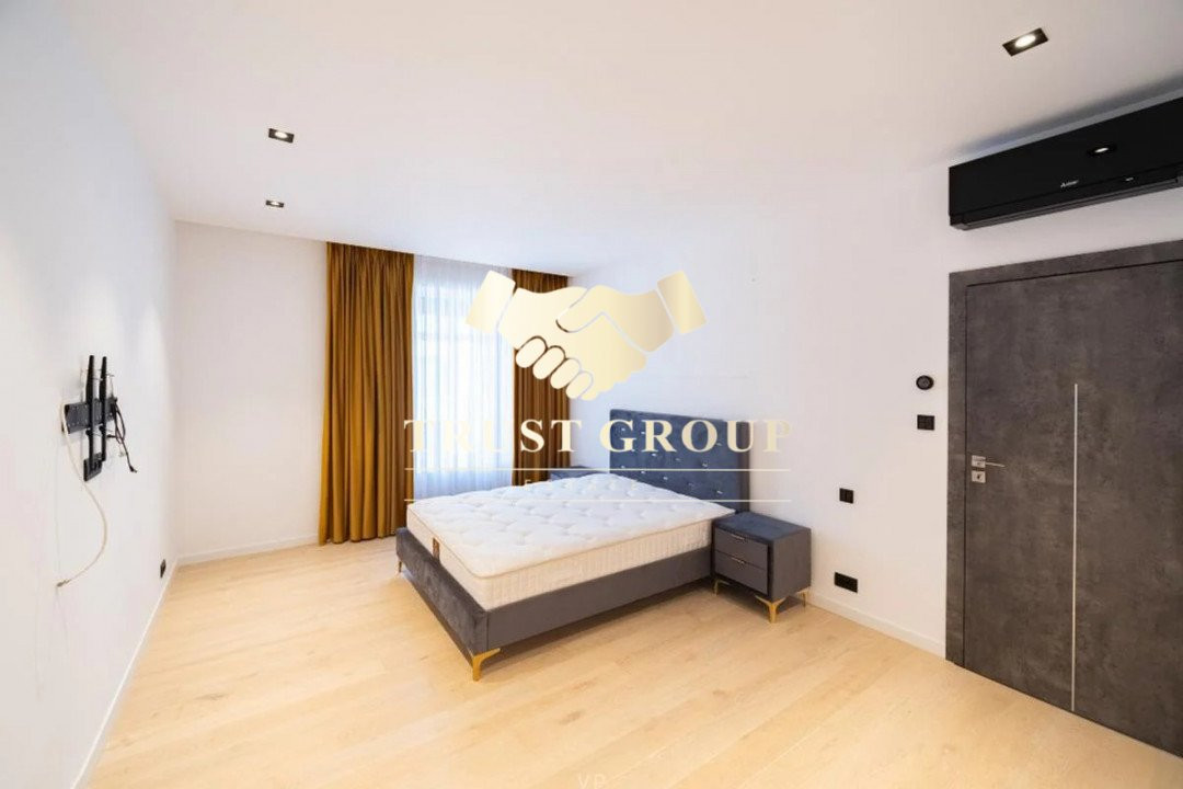 Penthouse - Laguna Residence cu view la Lac 