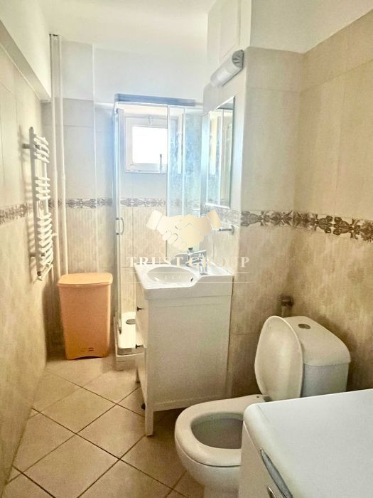 Apartament 4 camere Victoriei | Boxa | Parcare | Imobil 1995