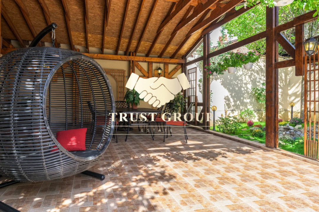 Vila 360 mp utili, teren 510 mp curte liberă 300 mp la 200 m de Parcul Circului