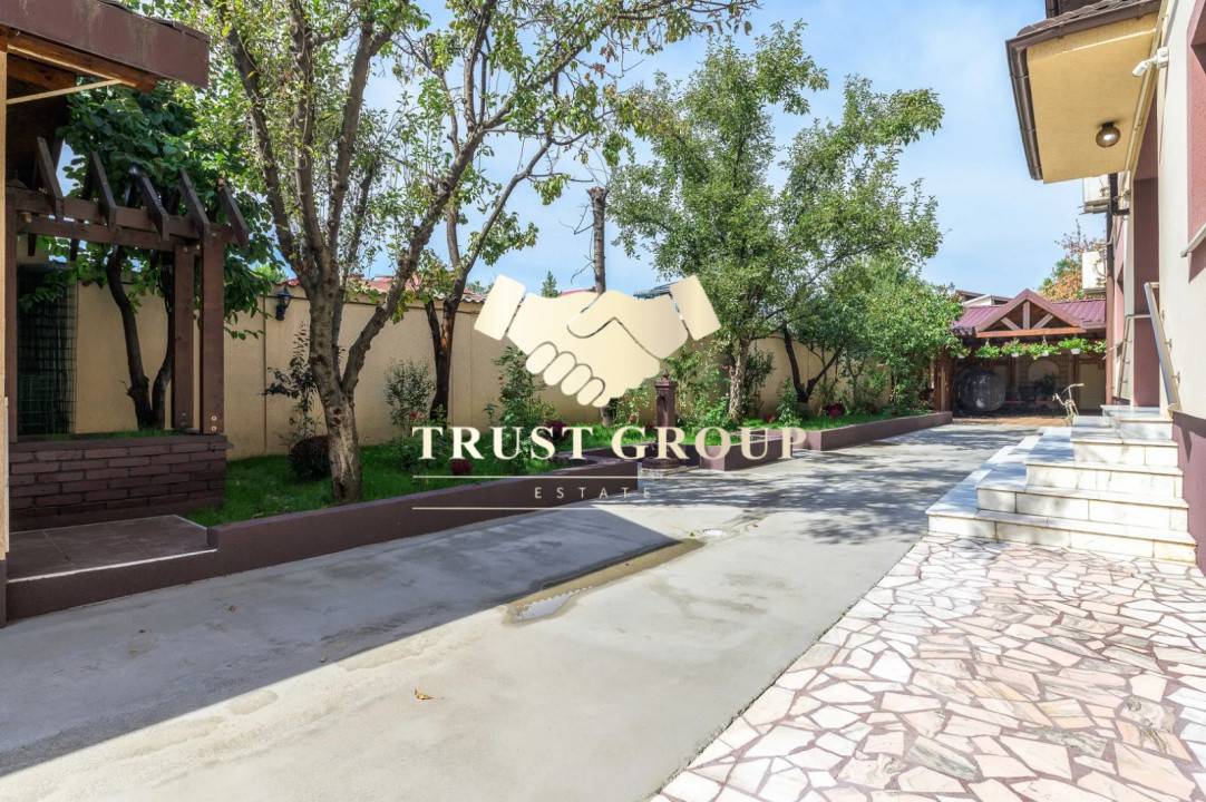 Vila 360 mp utili, teren 510 mp curte liberă 300 mp la 200 m de Parcul Circului