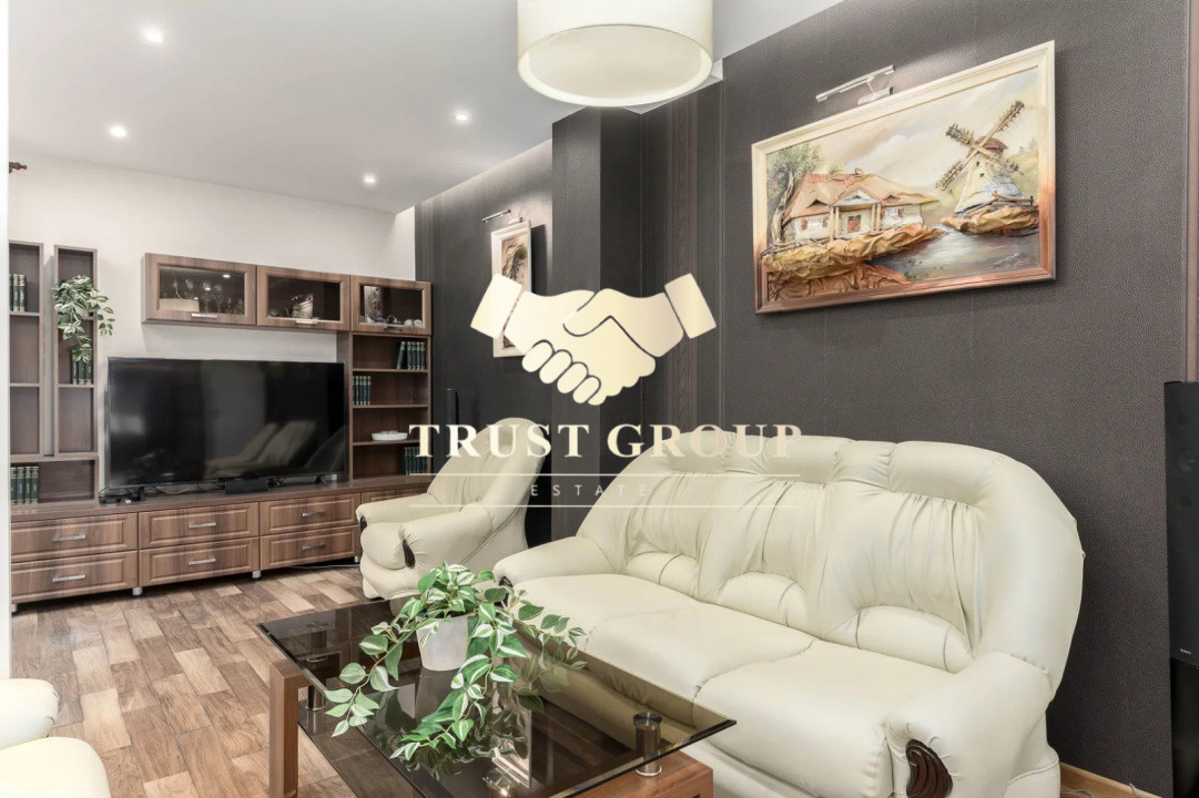 Vila 360 mp utili, teren 510 mp curte liberă 300 mp la 200 m de Parcul Circului