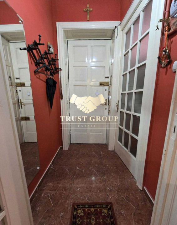 Proprietar vand 4 camere Armeneasca