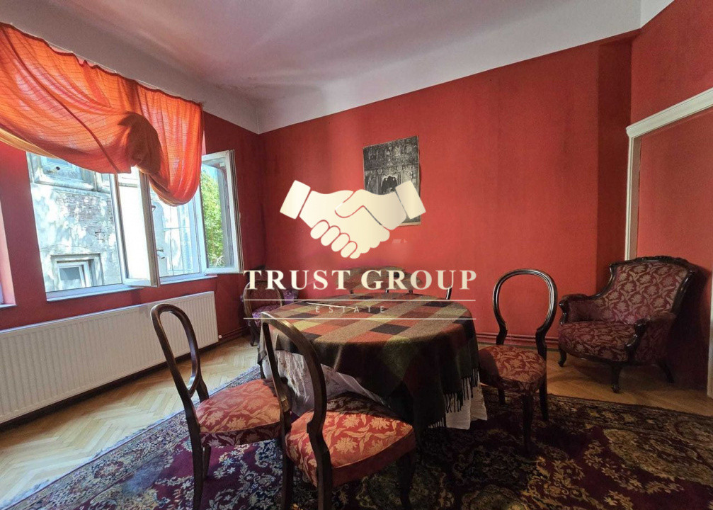 Proprietar vand 4 camere Armeneasca