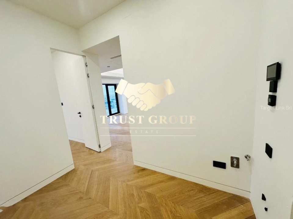 Apt 3 cam-BHB Avenue -vedere panoramica spre lac 