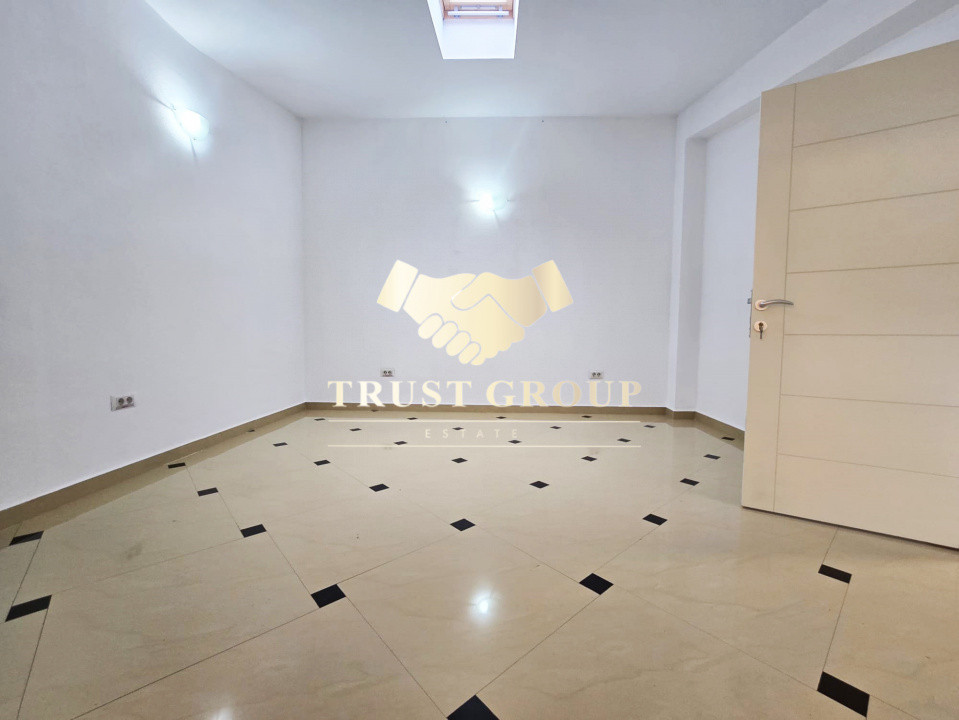  5 camere langa piata  Domenii Vila eleganta