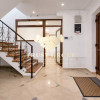  5 camere langa piata  Domenii Vila eleganta