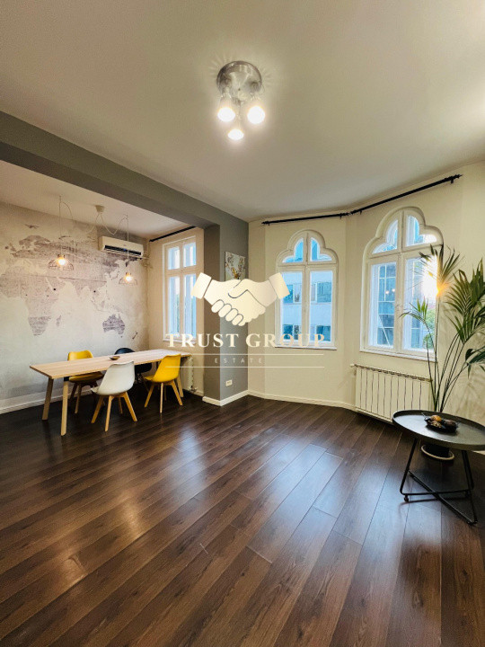 Apartament  4 camere spațios și luminos într-o vilă interbelică