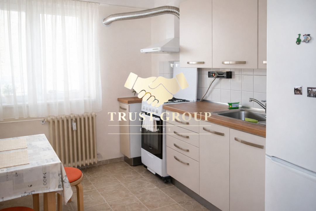 Apartament 3 camere -Bloc 1982 - Clucerului