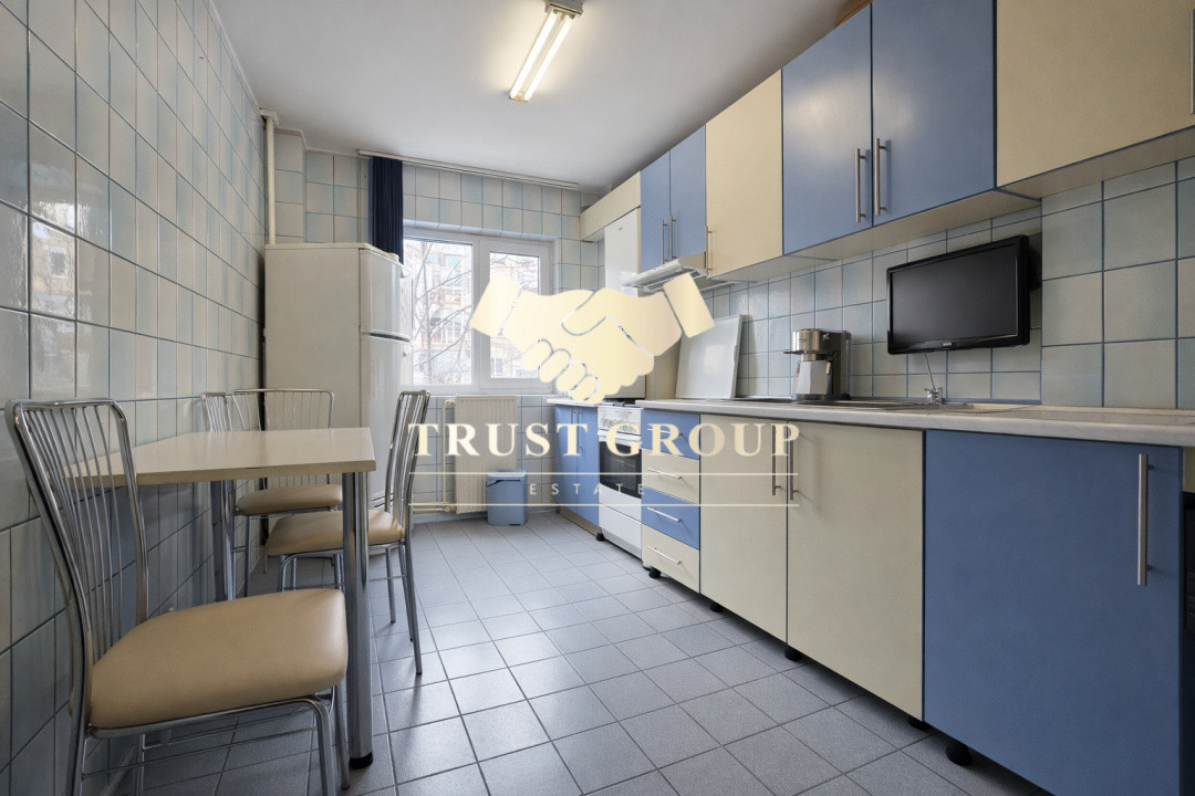 Apartament 2 camere, etaj 3/10, centrală proprie, 2 balcoane, bloc 1986